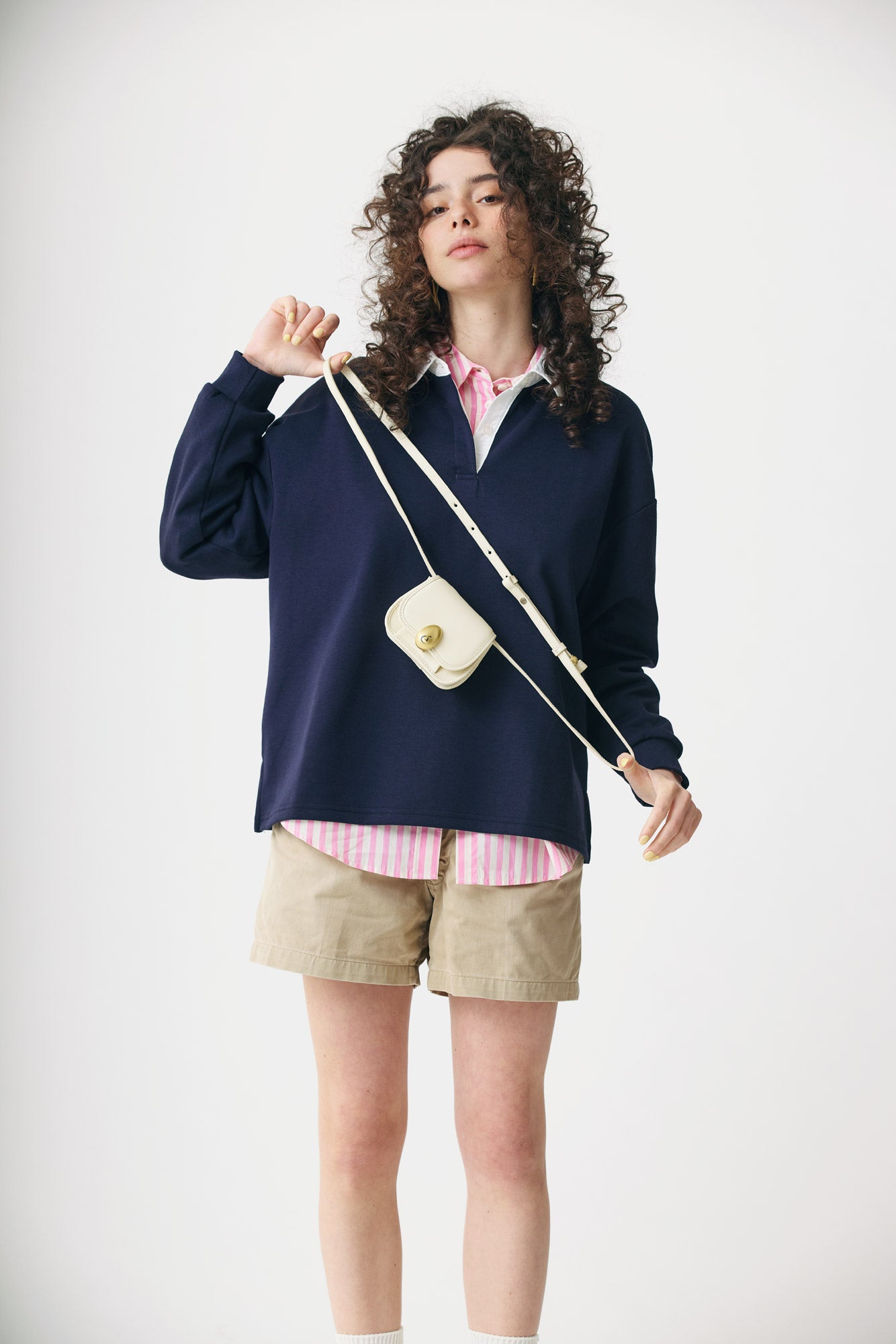 Egg wallet bag