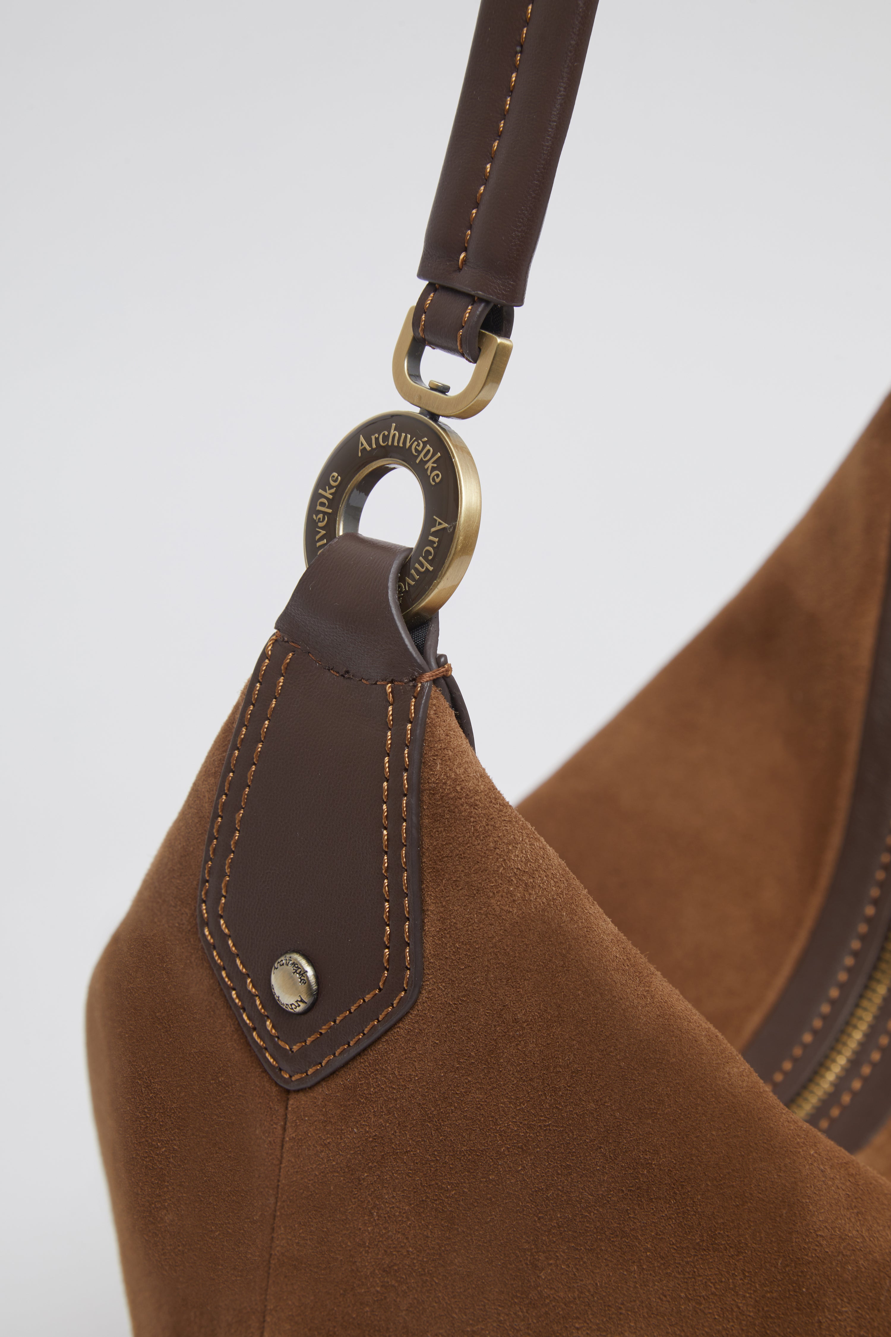 TONDO HOBO BAG (SUEDE)