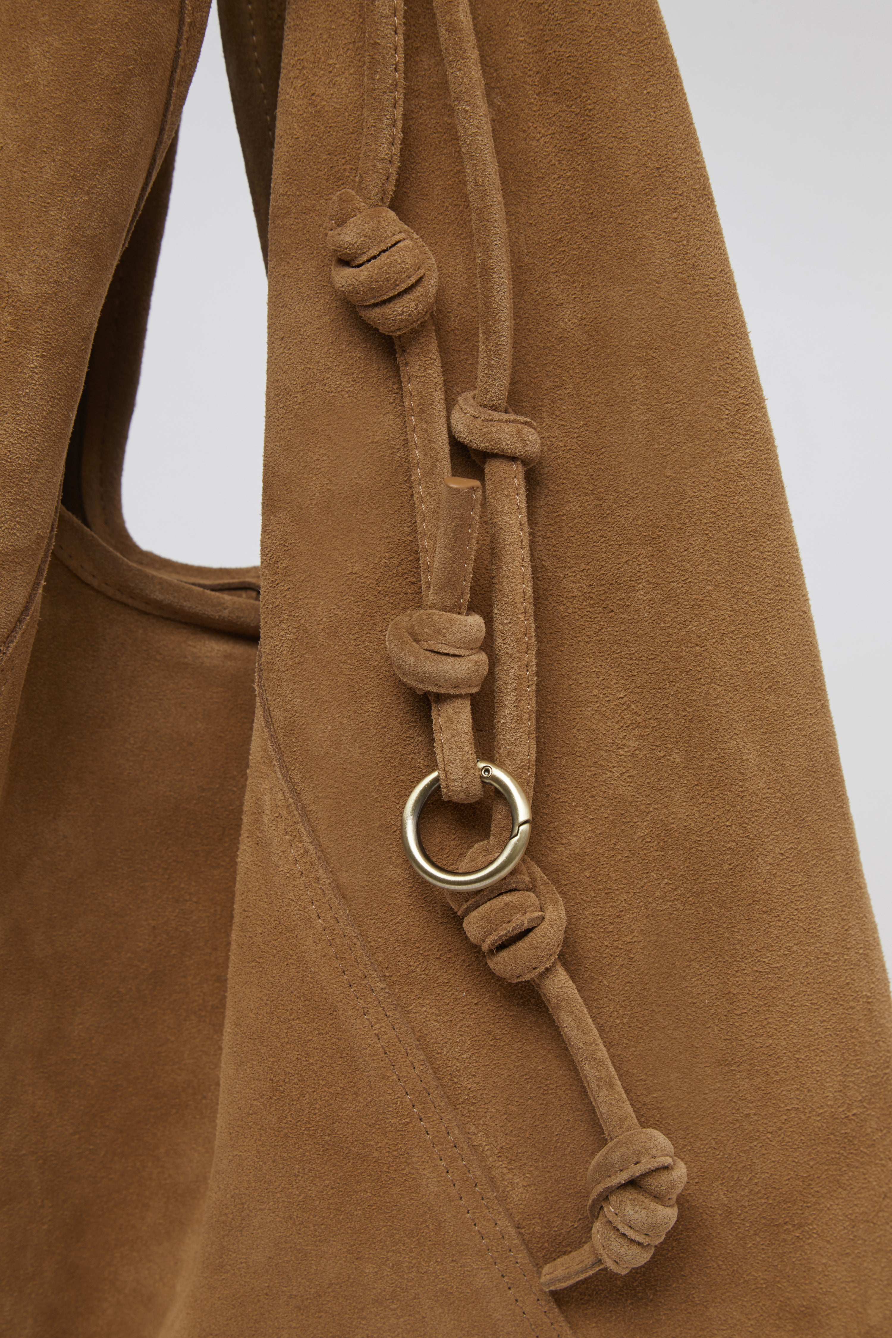 Knotted layer bag