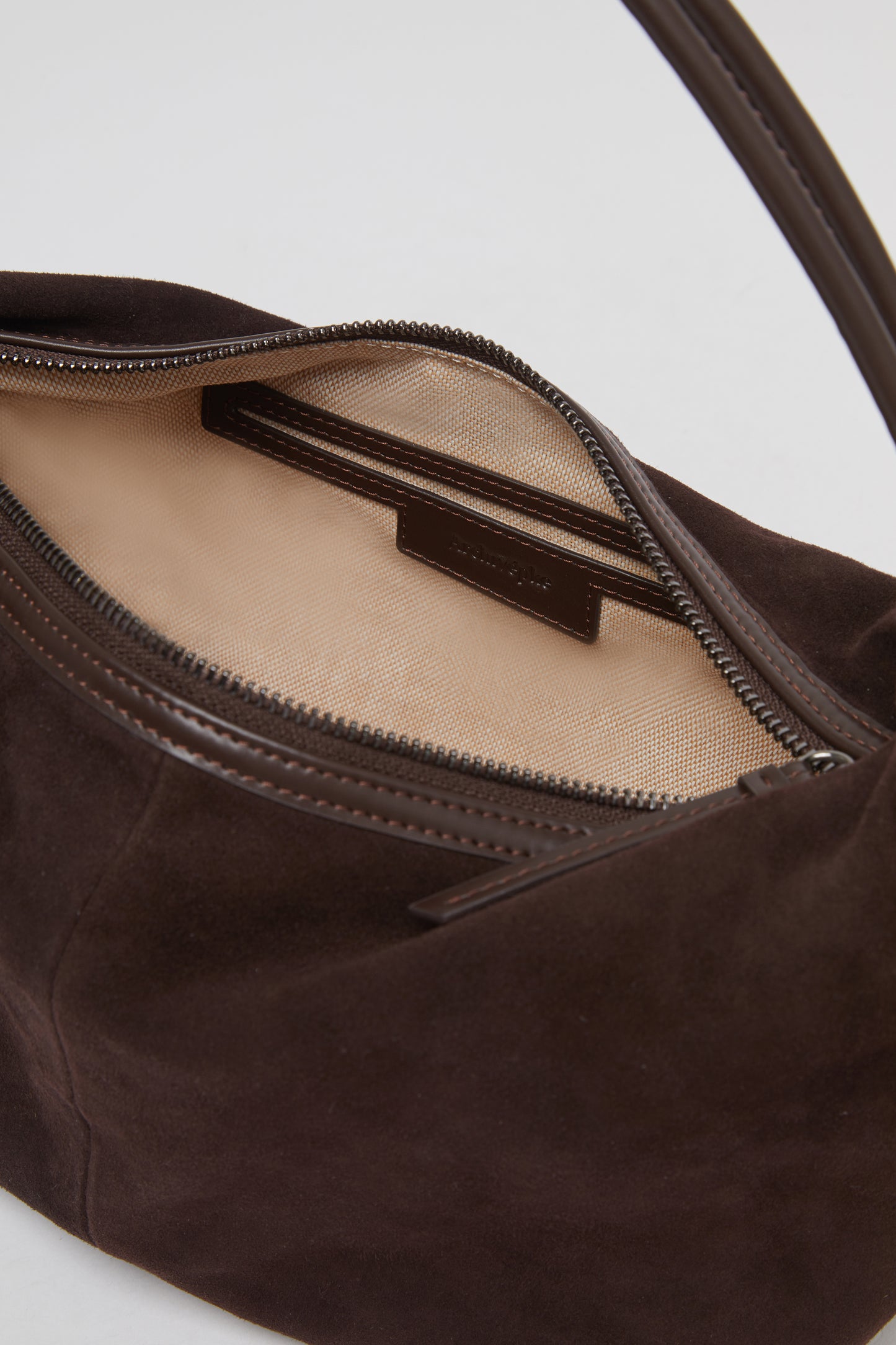 Ridge shoulder bag