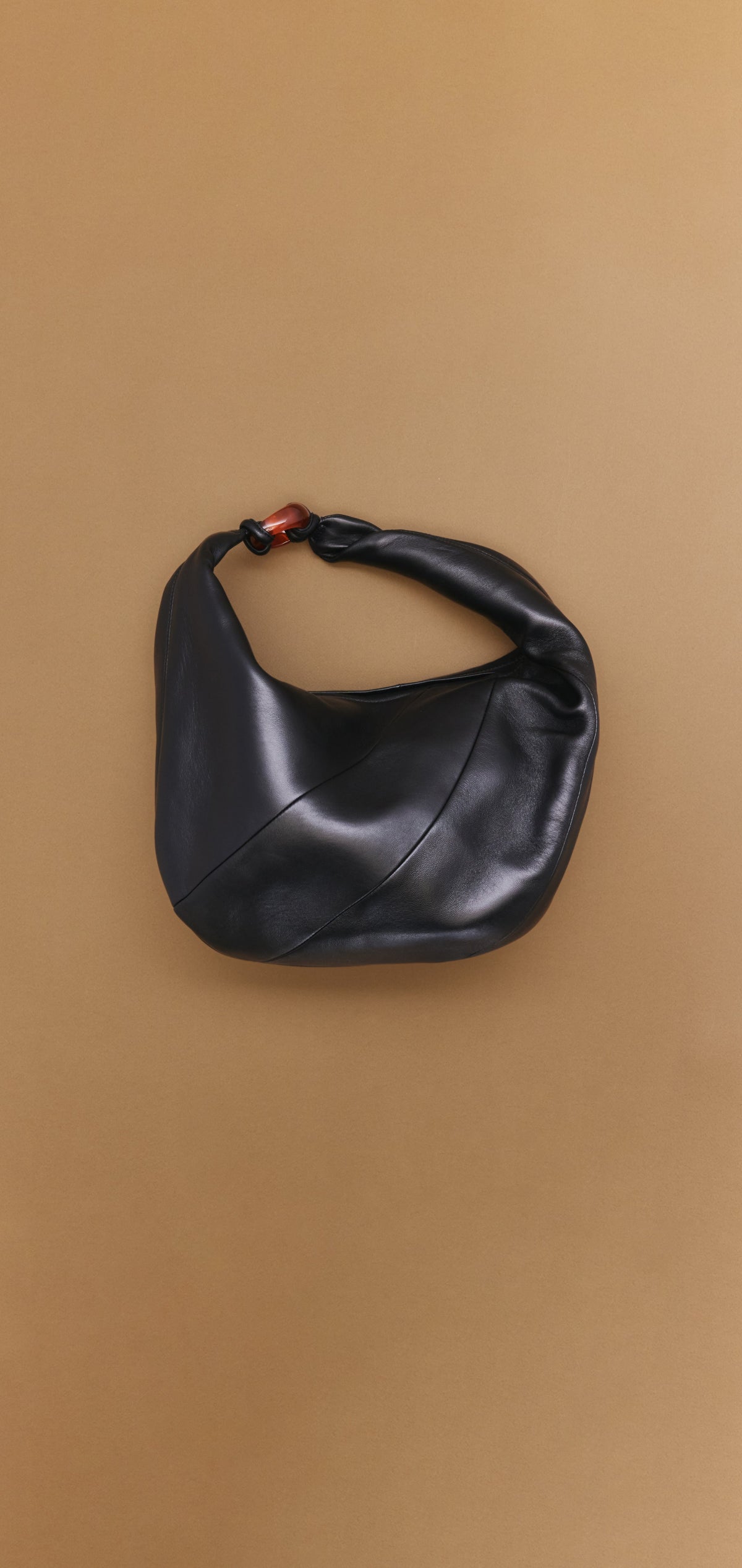 Fling twist bag
